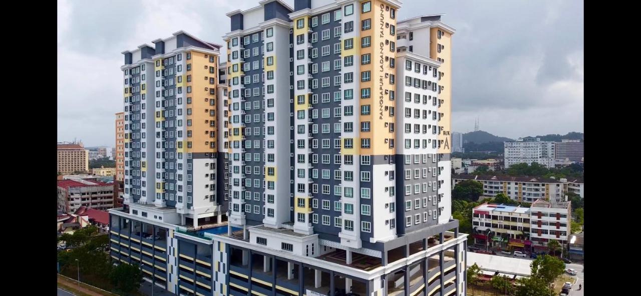 Casa Callisto Homestay - New Seaview With Pool 3Br Apartment Ladang Tanjung Kuala Terengganu Bagian luar foto